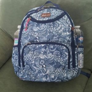 Backpack with 6 zipper pockets and power bank